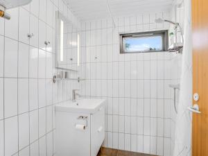 Koupelna v ubytování Holiday Home Lars - 250m from the sea by Interhome