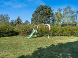 Herní místnost nebo prostor pro děti v ubytování Holiday Home Lars - 250m from the sea by Interhome
