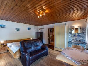 Posedenie v ubytovaní Holiday Home Kollerhof by Interhome