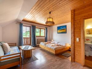 Posteľ alebo postele v izbe v ubytovaní Holiday Home Kollerhof by Interhome