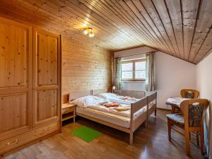 Posteľ alebo postele v izbe v ubytovaní Holiday Home Kollerhof by Interhome