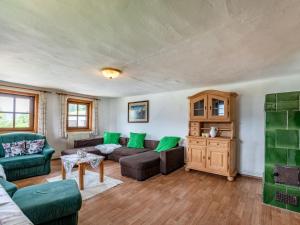 Posedenie v ubytovaní Holiday Home Kollerhof by Interhome
