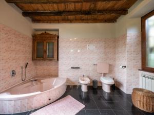 Kúpeľňa v ubytovaní Holiday Home Meri by Interhome