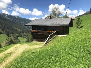 Fotografia z galérie ubytovania Lanzer Obheimat v destinácii Außervillgraten