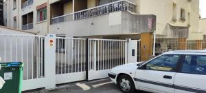 Bangunan di mana terletaknya apartmen