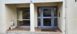 Muka bangunan atau pintu masuk NÎMES Studio meublé 27 m²