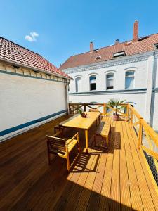 Μπαλκόνι ή βεράντα στο Zentrales Apartment mit großer Terrasse