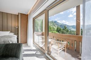 Widok na góry z tego hotelu