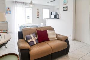 Posedenie v ubytovaní Appartement dans résidence au calme avec piscine
