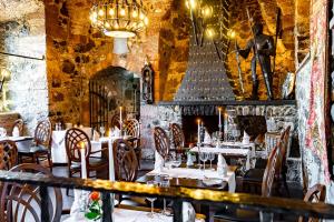 Posezení v ubytování Burghotel Staufenberg