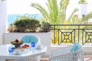 Φαγητό σε αυτό το διαμέρισμα ή κάπου εκεί κοντά