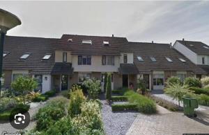 Το κτήριο όπου στεγάζεται  η παραθεριστική κατοικία