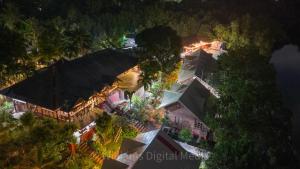 Et luftfoto af Marina Palawan Resort