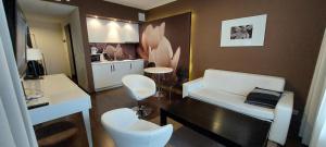 Ένα ή περισσότερα κρεβάτια σε δωμάτιο στο Diva Apartament prywatny 2 pokojowy +3 φωτογραφίες