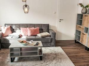 Posezení v ubytování Apartment Mariella by Interhome + 27 fotografií