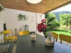 Üldine mäevaade või majutusasutusest Holiday Home s`Hüttl reloaded by Interhome pildistatud vaade