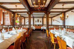 Restaurace v ubytování Burghotel Staufenberg