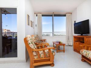 Μια τηλεόραση ή/και κέντρο ψυχαγωγίας στο Apartment Pepa House by Interhome +13 φωτογραφίες
