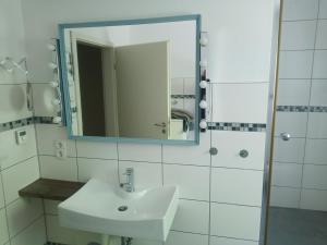 Koupelna v ubytování Ferienwohnung Leonie + 6 fotografií