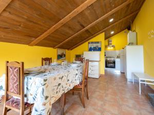 Η κουζίνα ή μικρή κουζίνα στο Apartment Carroccio Giallo by Interhome