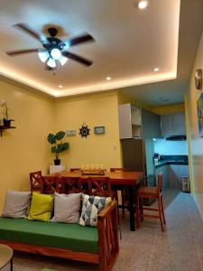 Φωτογραφία από το άλμπουμ του ShaChi Beach front Home σε Μπατάνγκας