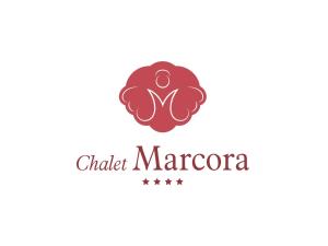 un logo per un ristorante chater marcoño di Chalet Marcora a Campitello di Fassa