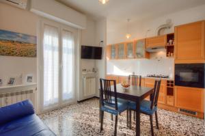 Gallery image of A Gonfie Vele VADOALMARE Immobiliare in Vado Ligure