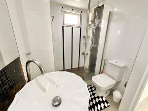 Jungle View 1 BR in Amazon Residence的一间浴室