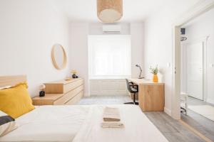 Elegant Suite with Minimalist Design 1027 Budapest, 22 Margit Körút kép - 2