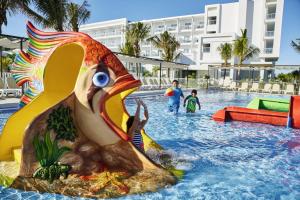 Bazen v nastanitvi oz. blizu nastanitve Riu Dunamar - All Inclusive