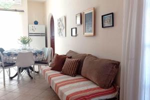 O zonă de relaxare la Hampilou Country House +4 fotografii