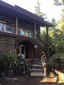 Vườn quanh Forest Sweet Retreat Hot Tub & Wood Fired Sauna