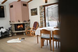 Posezení v ubytování Стаи за гости Ингилизовата къща