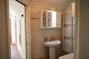Koupelna v ubytování Al Bodregon - Relax e tradizione nel borgo di Bagnone