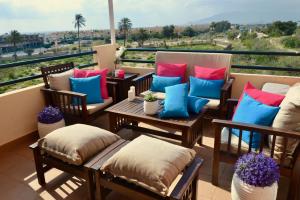Χώρος καθιστικού στο Hestía Vera Mar Tu hogar de playa lejos de casa