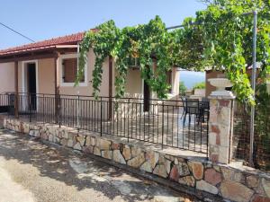 The building in which the holiday home is located