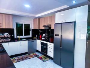 Luxury duplex - Private pool - Sea view & Fast wifi 주방 또는 간이 주방