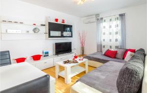 Posezení v ubytování 3 Bedroom Gorgeous Home In Labin
