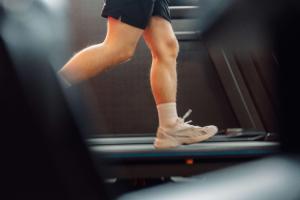 a person is standing on a treadmill at Best Western Tingvold Park Hotel in Steinkjer