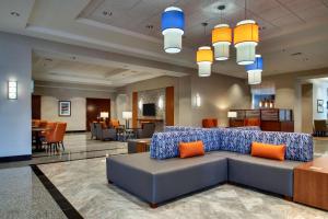 A seating area at Drury Inn & Suites Iowa City Coralville