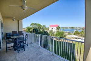 En balkon eller terrasse på Perdido Escape