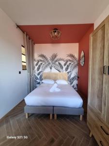 Postel nebo postele na pokoji v ubytování Croisette à 2 min : Vivez la magie de Cannes !