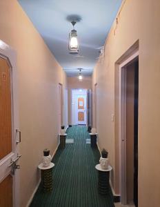 Ένα μπάνιο στο Atharva Satvik Homestay