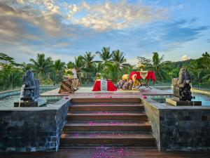 Vườn quanh Hotel Le Temple Borobudur