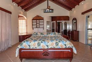 Cama ou camas em um quarto em Holidaze Villas - Relax, Unwind & Rejuvenate!