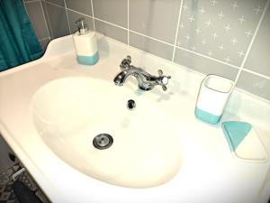 Afbeelding uit fotogalerij van La bulle d'Arthur in Dormans