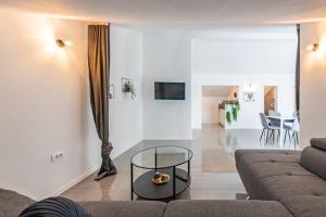 Χώρος καθιστικού στο Master Road House