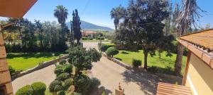 Um jardim em Sa Branda Costa Country Alghero