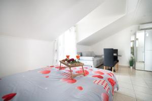 Postel nebo postele na pokoji v ubytování Apartments Milic
