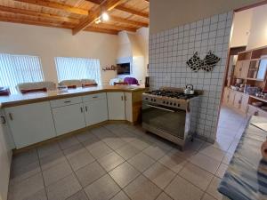 Huis Oestertjie tesisinde mutfak veya mini mutfak